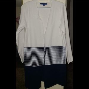 Women’s Apt.9 Cardigan. Size Medium, White with Navy Blue, and stripes.